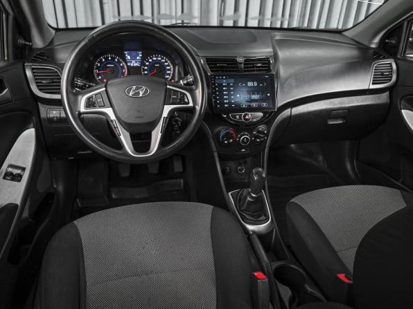 Hyundai Solaris I с пробегом 2013 года, цена 784 000 рублей, 181224 км, седан, Автокод Объявления