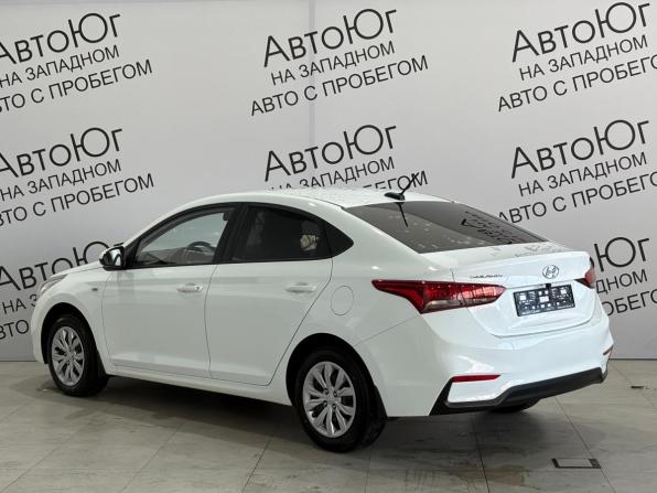 Hyundai Solaris II с пробегом 2019 года, цена 1 199 000 рублей, 117300 км, седан, Автокод Объявления
