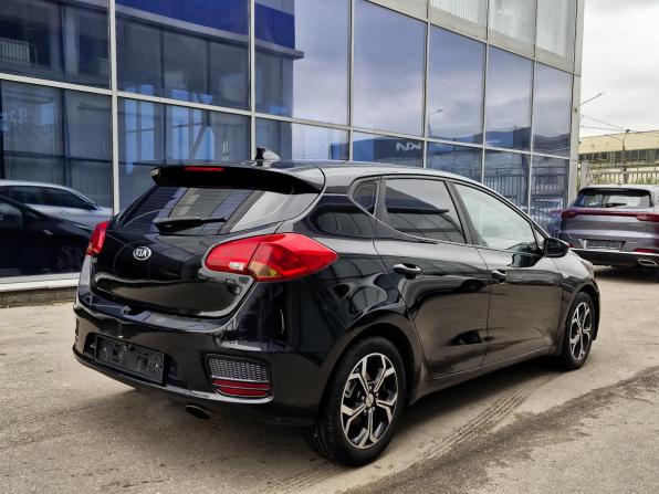 Kia Ceed II Рестайлинг с пробегом 2017 года, цена 1 144 000 рублей, 158154 км, хэтчбек, Автокод Объявления