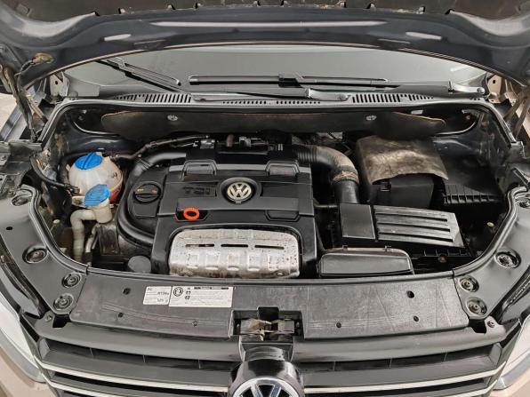Volkswagen Touran I Рестайлинг 2 с пробегом 2012 года, цена 1 199 000 рублей, 74439 км, компактвэн, Автокод Объявления