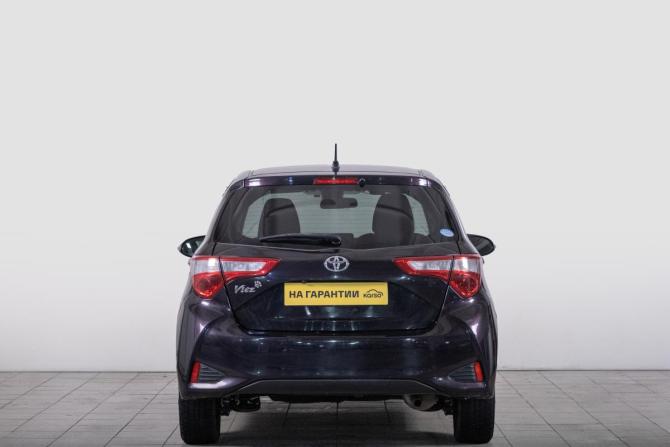 Toyota Vitz III (XP130) Рестайлинг 2 с пробегом 2018 года, цена 1 069 000 рублей, 71500 км, хэтчбек, Автокод Объявления
