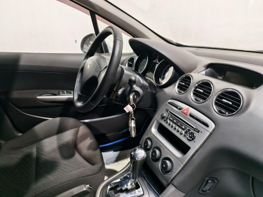 Peugeot 308 I Рестайлинг Курск  - изображение 6