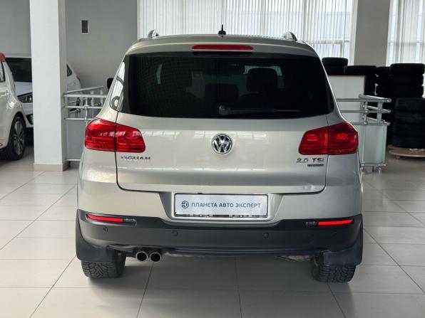 Volkswagen Tiguan I Рестайлинг с пробегом 2012 года, цена 1 099 000 рублей, 269330 км, внедорожник, Автокод Объявления