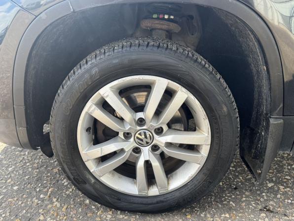 Volkswagen Tiguan I Рестайлинг с пробегом 2012 года, цена 790 000 рублей, 279012 км, внедорожник, Автокод Объявления