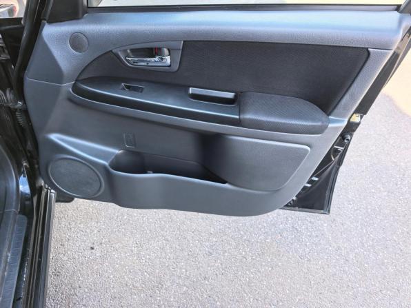 Suzuki SX4 I (Classic) Рестайлинг с пробегом 2010 года, цена 750 000 рублей, 190000 км, хэтчбек, Автокод Объявления