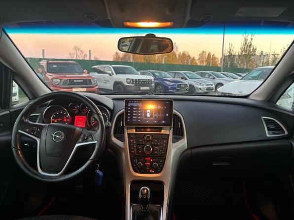 Opel Astra J с пробегом 2012 года, цена 725 000 рублей, 199275 км, хэтчбек, Автокод Объявления