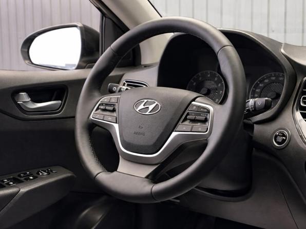 Hyundai Solaris II Рестайлинг с пробегом 2020 года, цена 1 597 000 рублей, 94484 км, седан, Автокод Объявления