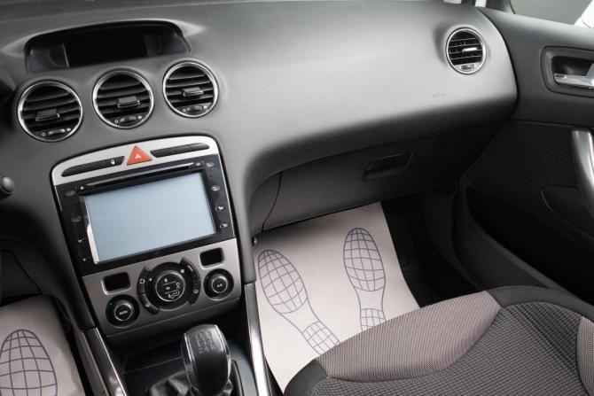 Peugeot 308 I Рестайлинг с пробегом 2011 года, цена 489 000 рублей, 290000 км, хэтчбек, Автокод Объявления