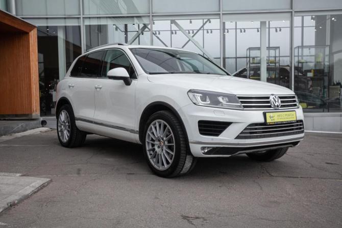 Volkswagen Touareg II Рестайлинг с пробегом 2016 года, цена 2 698 000 рублей, 148200 км, внедорожник, Автокод Объявления