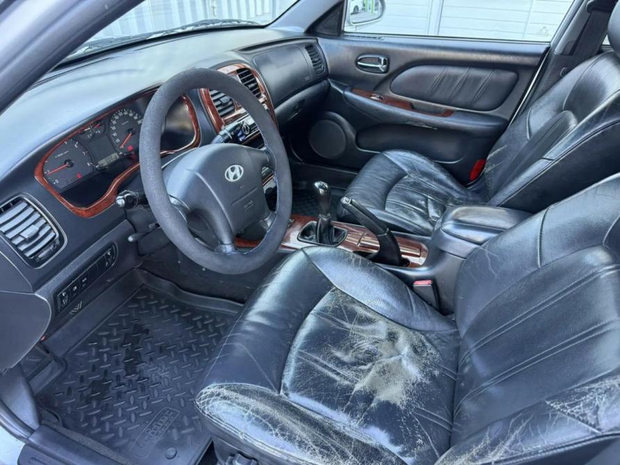 Hyundai Sonata IV (EF) Рестайлинг Ростов-на-Дону  - изображение 17