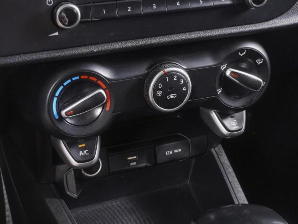 Kia Rio IV Рестайлинг с пробегом 2021 года, цена 1 535 000 рублей, 106224 км, седан, Автокод Объявления