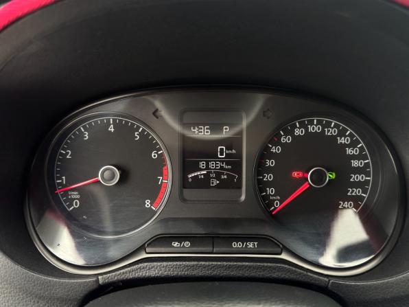 Volkswagen Polo V Рестайлинг с пробегом 2016 года, цена 990 000 рублей, 181834 км, седан, Автокод Объявления