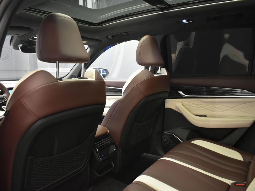 Geely Monjaro I Москва  - изображение 11