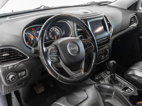 Jeep Cherokee V (KL) Рестайлинг с пробегом 2018 года, цена 1 860 000 рублей, 170055 км, внедорожник, Автокод Объявления