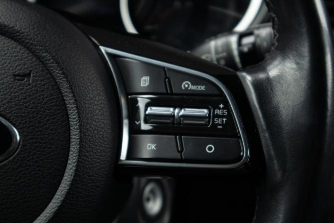Kia Ceed III с пробегом 2018 года, цена 1 859 000 рублей, 71000 км, хэтчбек, Автокод Объявления