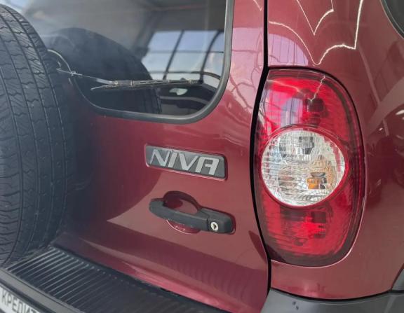 Chevrolet Niva I Рестайлинг с пробегом 2014 года, цена 749 000 рублей, 101500 км, внедорожник, Автокод Объявления