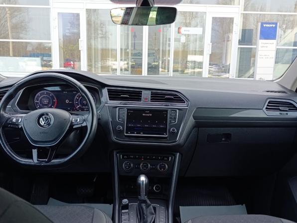 Volkswagen Tiguan II с пробегом 2017 года, цена 2 240 000 рублей, 132000 км, внедорожник, Автокод Объявления