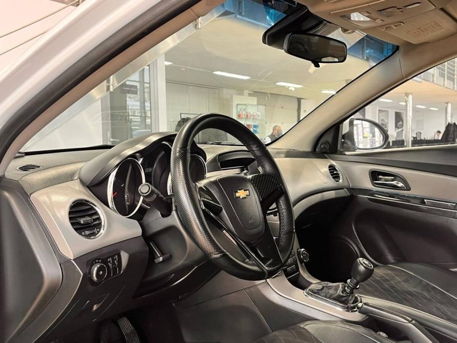 Chevrolet Cruze I Рестайлинг Ростов-на-Дону  - изображение 7