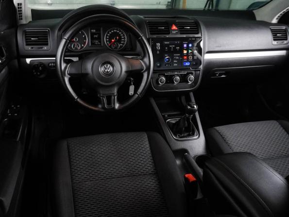 Volkswagen Jetta V с пробегом 2010 года, цена 824 000 рублей, 176518 км, седан, Автокод Объявления