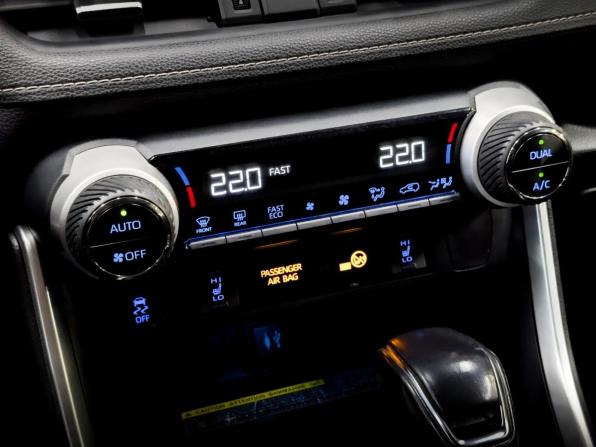 Toyota RAV4 V (XA50) с пробегом 2020 года, цена 2 915 000 рублей, 153555 км, внедорожник, Автокод Объявления
