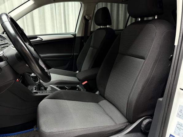 Volkswagen Tiguan II Рестайлинг с пробегом 2021 года, цена 2 349 000 рублей, 49622 км, внедорожник, Автокод Объявления