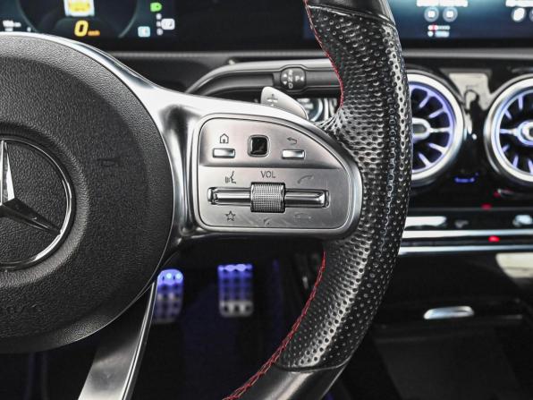 Mercedes-Benz CLA II (C118 X118) с пробегом 2019 года, цена 3 445 000 рублей, 80951 км, седан, Автокод Объявления