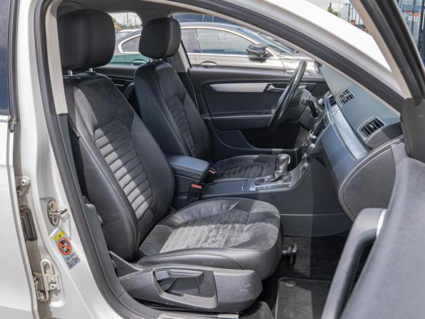 Volkswagen Passat B7 с пробегом 2011 года, цена 1 474 000 рублей, 102479 км, седан, Автокод Объявления