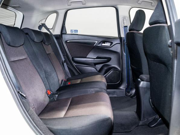 Honda Fit III с пробегом 2016 года, цена 970 000 рублей, 178332 км, хэтчбек, Автокод Объявления