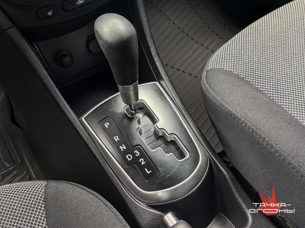 Hyundai Solaris I с пробегом 2013 года, цена 798 000 рублей, 137000 км, седан, Автокод Объявления