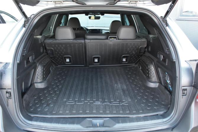 Subaru Outback VI с пробегом 2022 года, цена 4 195 000 рублей, 69637 км, универсал, Автокод Объявления