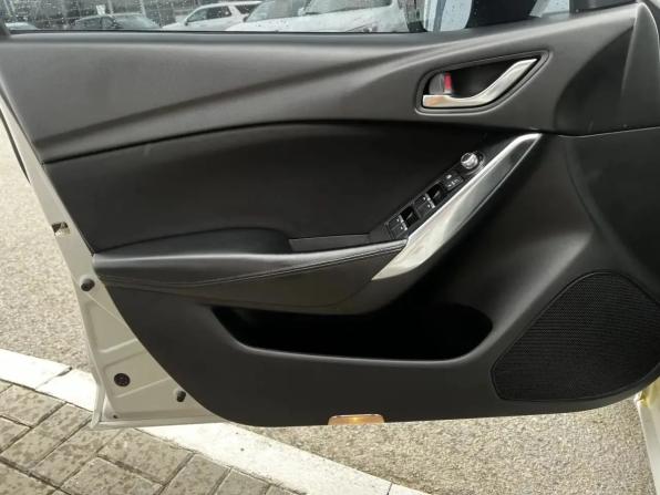 Mazda 6 III (GJ) Рестайлинг с пробегом 2018 года, цена 2 279 000 рублей, 67651 км, седан, Автокод Объявления