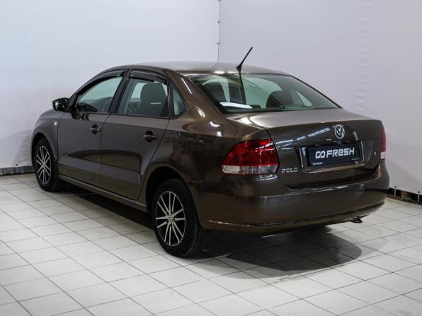 Volkswagen Polo V с пробегом 2015 года, цена 1 045 000 рублей, 99034 км, седан, Автокод Объявления