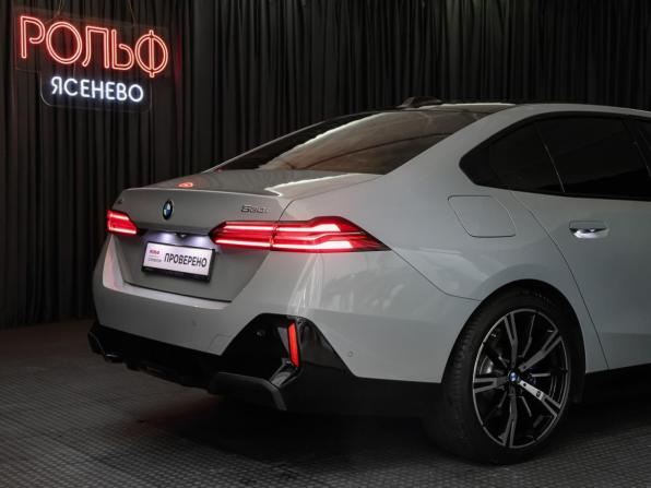 BMW 5 серии VIII (G60/G61/G68) с пробегом 2024 года, цена 8 648 000 рублей, 18094 км, седан, Автокод Объявления