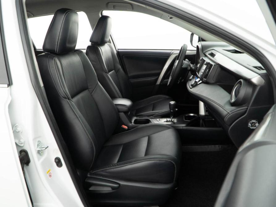 Toyota RAV4 IV (XA40) Рестайлинг Москва  - изображение 9