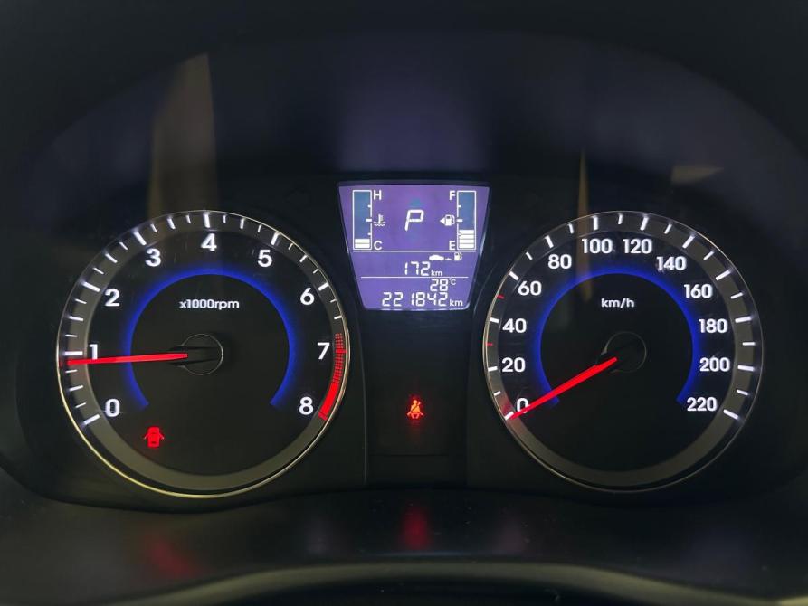 Hyundai Solaris I Рестайлинг Волгоград  - изображение 11