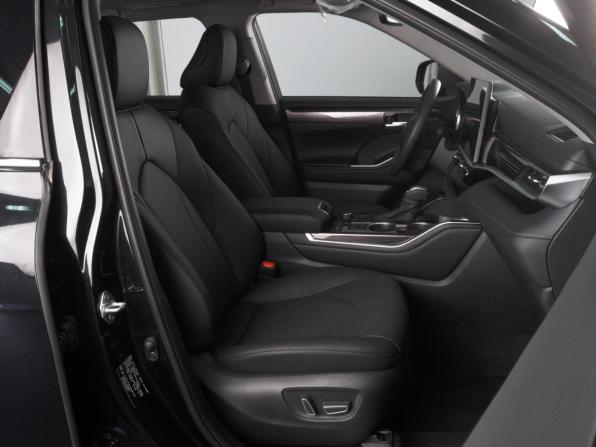Toyota Highlander IV (XU70) с пробегом 2025 года, цена 5 770 000 рублей, 44 км, внедорожник, Автокод Объявления