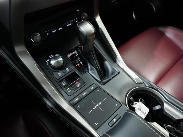 Lexus NX I с пробегом 2017 года, цена 2 748 000 рублей, 114516 км, внедорожник, Автокод Объявления