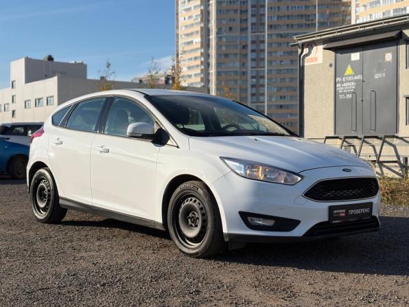 Ford Focus III Рестайлинг с пробегом 2018 года, цена 835 000 рублей, 200900 км, хэтчбек, Автокод Объявления