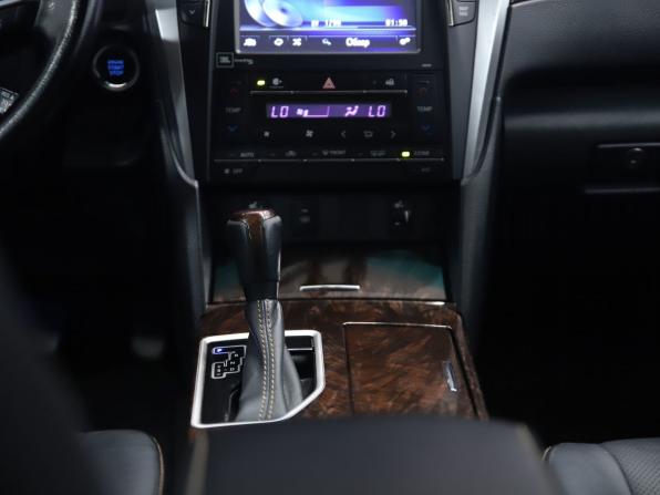Toyota Camry VII (XV50) Рестайлинг с пробегом 2016 года, цена 2 410 000 рублей, 181889 км, седан, Автокод Объявления