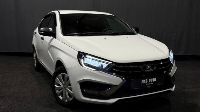 Lada (ВАЗ) Vesta I Рестайлинг (NG) с пробегом 2023 года, цена 1 299 000 рублей, 8722 км, седан, Автокод Объявления