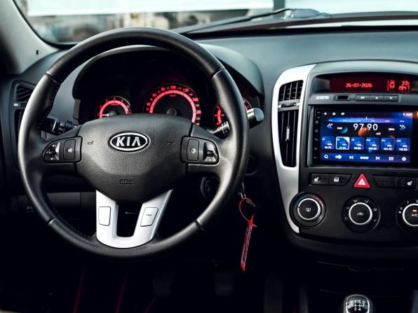 Kia Ceed I Рестайлинг с пробегом 2010 года, цена 699 000 рублей, 162295 км, хэтчбек, Автокод Объявления