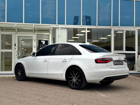 Audi A4 IV (B8) Рестайлинг с пробегом 2014 года, цена 1 375 000 рублей, 229702 км, седан, Автокод Объявления