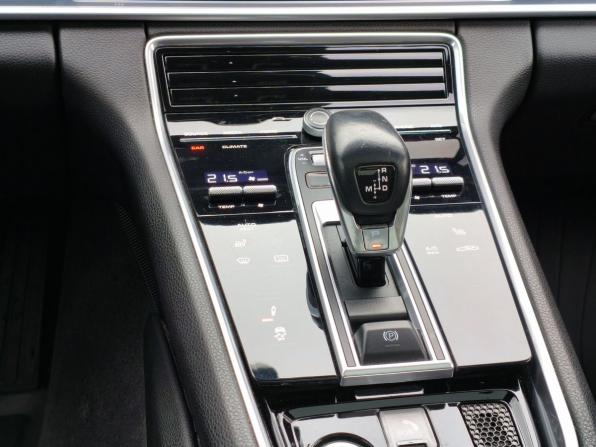 Porsche Panamera II с пробегом 2018 года, цена 5 690 000 рублей, 156382 км, фастбек, Автокод Объявления