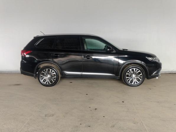 Mitsubishi Outlander III Рестайлинг 2 с пробегом 2016 года, цена 1 705 000 рублей, 130400 км, внедорожник, Автокод Объявления