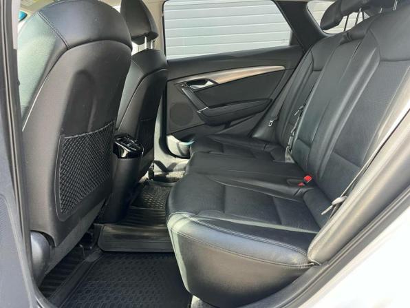 Hyundai i40 I Рестайлинг с пробегом 2016 года, цена 1 289 000 рублей, 129300 км, универсал, Автокод Объявления