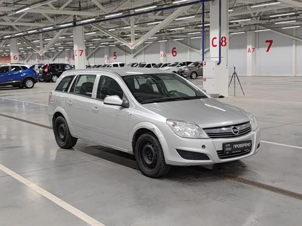 Opel Astra H Рестайлинг с пробегом 2013 года, цена 460 000 рублей, 229448 км, универсал, Автокод Объявления