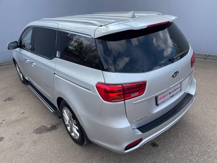 Kia Carnival III Стерлитамак  - изображение 5