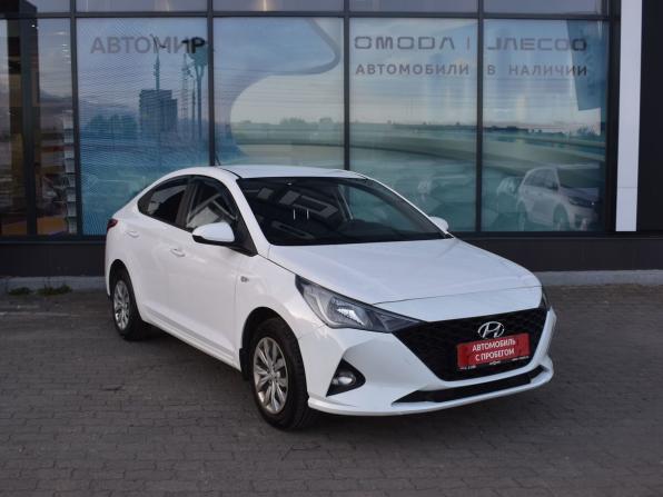 Hyundai Solaris II Рестайлинг с пробегом 2021 года, цена 1 590 000 рублей, 32387 км, седан, Автокод Объявления