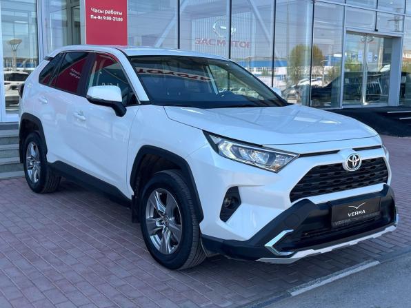 Toyota RAV4 V (XA50) с пробегом 2022 года, цена 3 290 000 рублей, 66994 км, внедорожник, Автокод Объявления