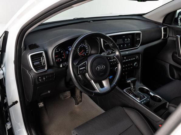 Kia Sportage IV Рестайлинг с пробегом 2019 года, цена 2 150 000 рублей, 96461 км, внедорожник, Автокод Объявления